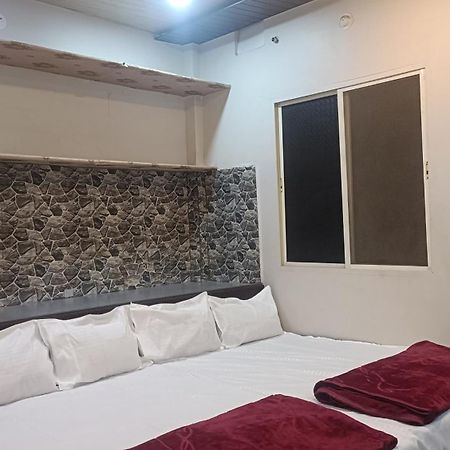 אויאיין Mangaldeep Guest House מראה חיצוני תמונה