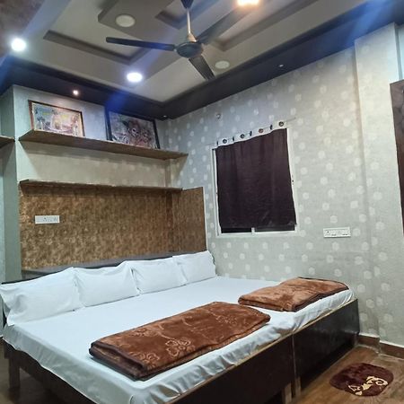 אויאיין Mangaldeep Guest House מראה חיצוני תמונה